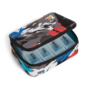 Vera Bradley Bags - Vera Bradley Travel Pill Case 💊 Vera Bradley Bags - Vera Bradley Travel Pill Case 💊